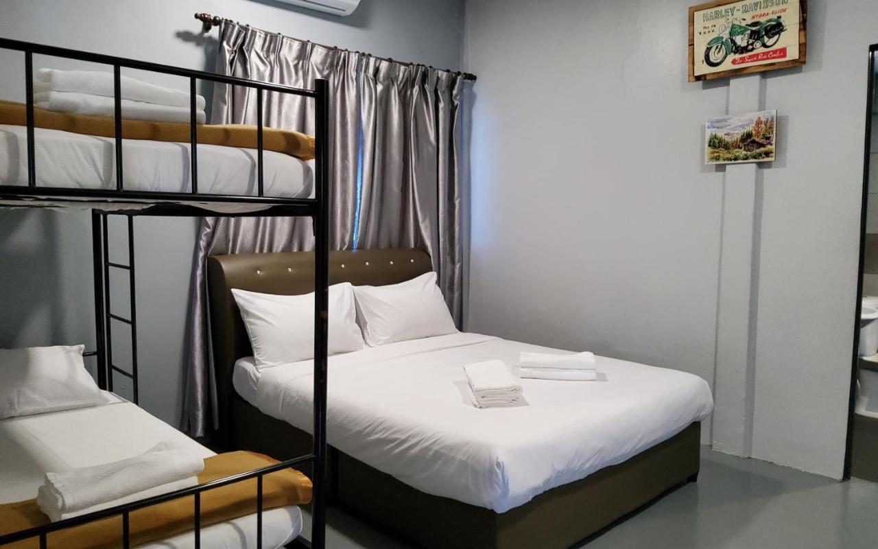 Pd Guesthouse Порт-Діксон Екстер'єр фото